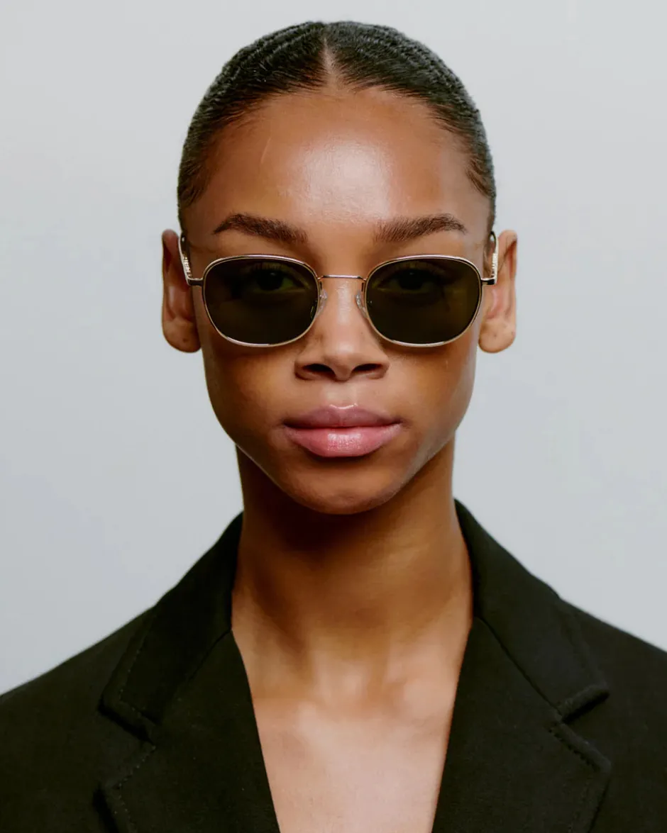 aurinkolasit, HELLO>A.Kjaerbede Online