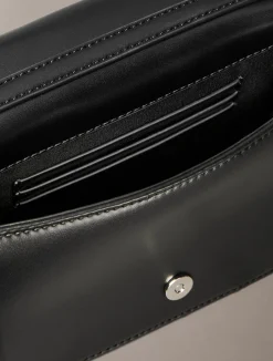 naisten laukku QUILTED MINI CHAIN BAG,><noscript><img width=