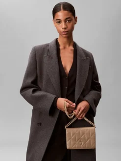 naisten laukku QUILTED MINI CHAIN BAG,>Calvin Klein Accessories Sale