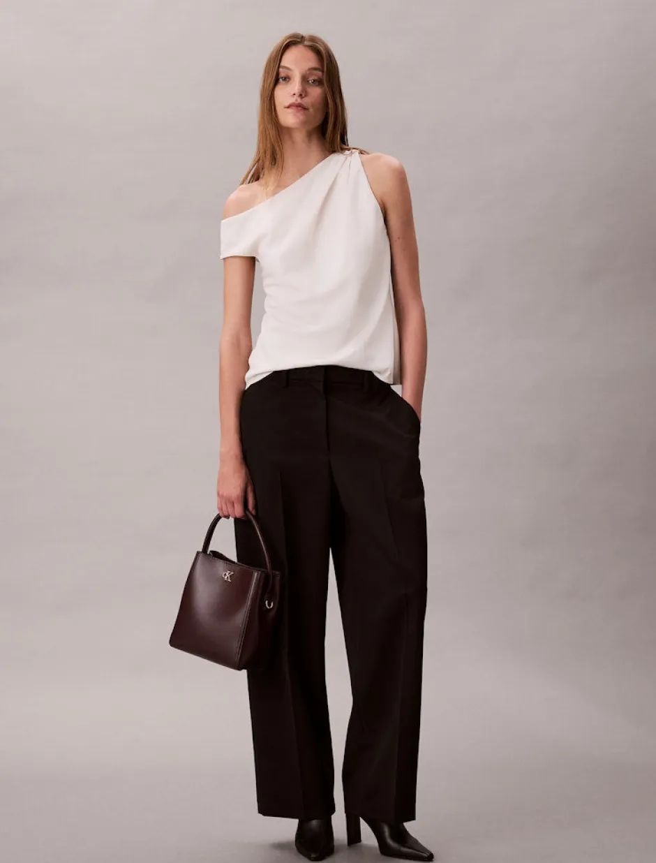 laukku CK BUCKET WITH STRAP,>Calvin Klein Accessories New