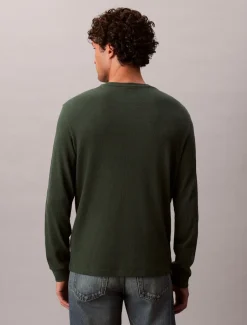 miesten paita, LS WAFFLE BADGE CREWNK TEE Armeijanvihreä><noscript><img width=