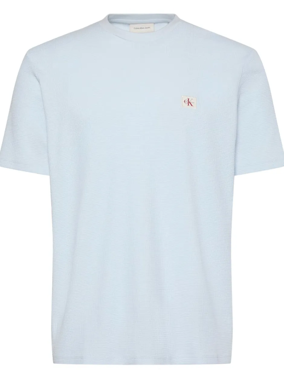miesten t-paita SS Waffle Badge Crewnk Tee,>Calvin Klein Jeans Discount