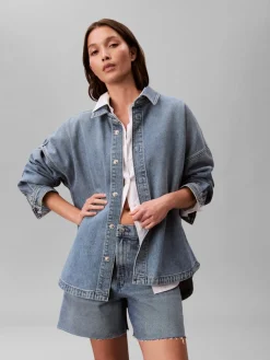 naisten farkkupaita DENIM BOYFRIEND SHIRT OVERNIGHT, sininen><noscript><img width=