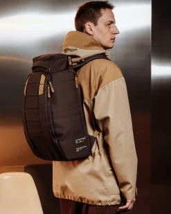 Unisex Reppu, HUGGER BACKPACK 25L UNISEX>Db New