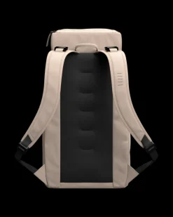 Unisex Reppu, HUGGER BACKPACK 25L NOS><noscript><img width=