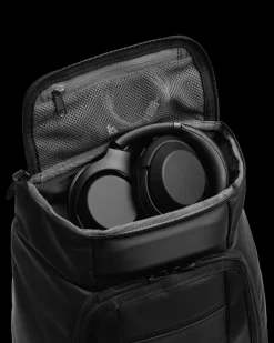 Unisex Reppu, HUGGER BACKPACK 25L NOS><noscript><img width=