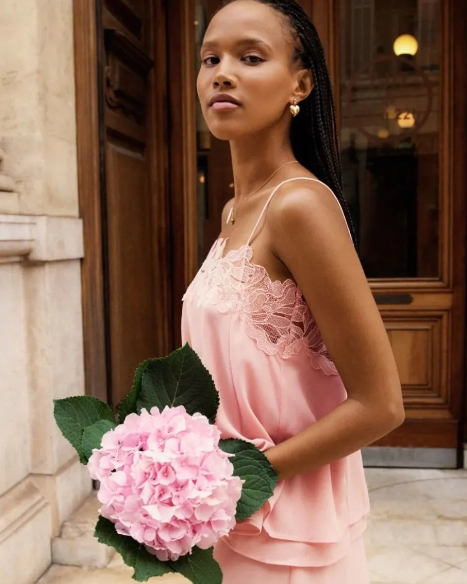 korvakorut Amorina Earrings, gold pleated>Edblad Sale