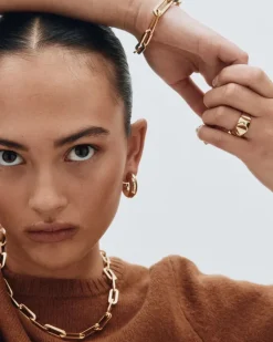 rannekoru Ivy Maxi Bracelet Gold, Gold pleated><noscript><img width=