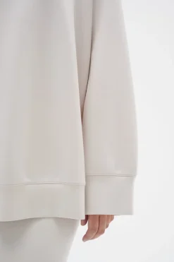 Naisten Väljä Collegepaita, AIDA SWEATSHIRT Luonnonvalkoinen><noscript><img width=