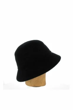 Naisten Hattu, LISBETH HATTU>KN Kati Niemi