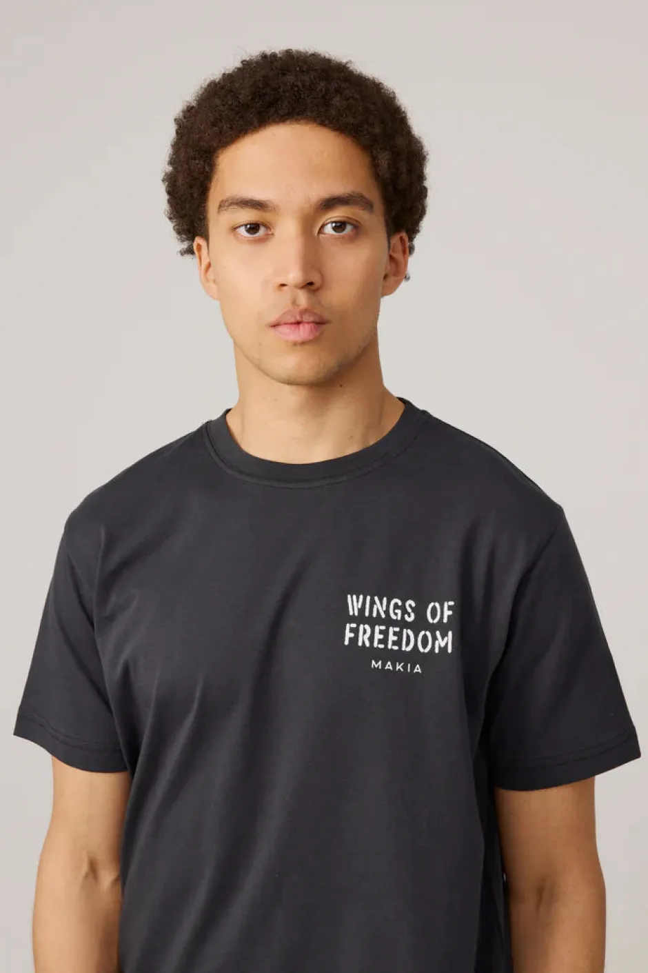 miesten t-paita Wings T-shirt,>Makia Discount