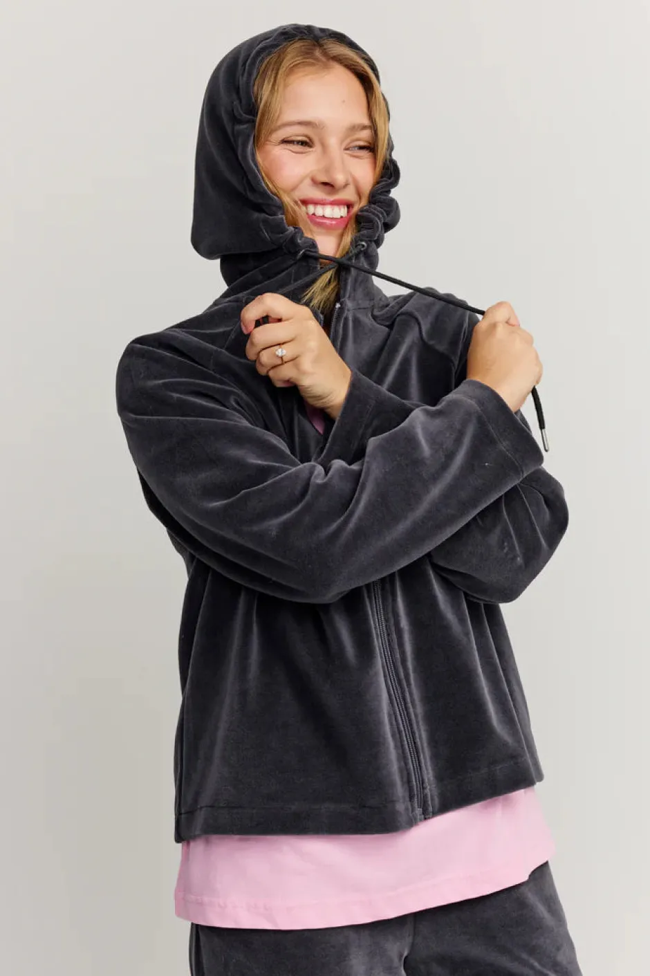 naisten huppari Anne Zip Hoodie,>Makia Online