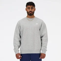 miesten collegepaita Sport Essentials Fleece Crew Sweater, vaaleanharmaa>New Balance Online