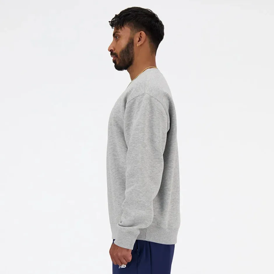 miesten collegepaita Sport Essentials Fleece Crew Sweater, vaaleanharmaa>New Balance Online
