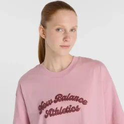 Naisten T-paita, Linear Heritage Oversized T-Shirt><noscript><img width=