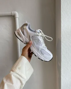 Unisex lenkkarit, 530 Hopea,><noscript><img width=