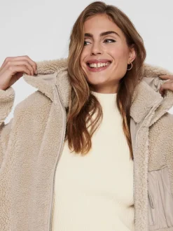 Naisten Teddytakki ONLSASCHA SHERPA JACKET CC OTW><noscript><img width=