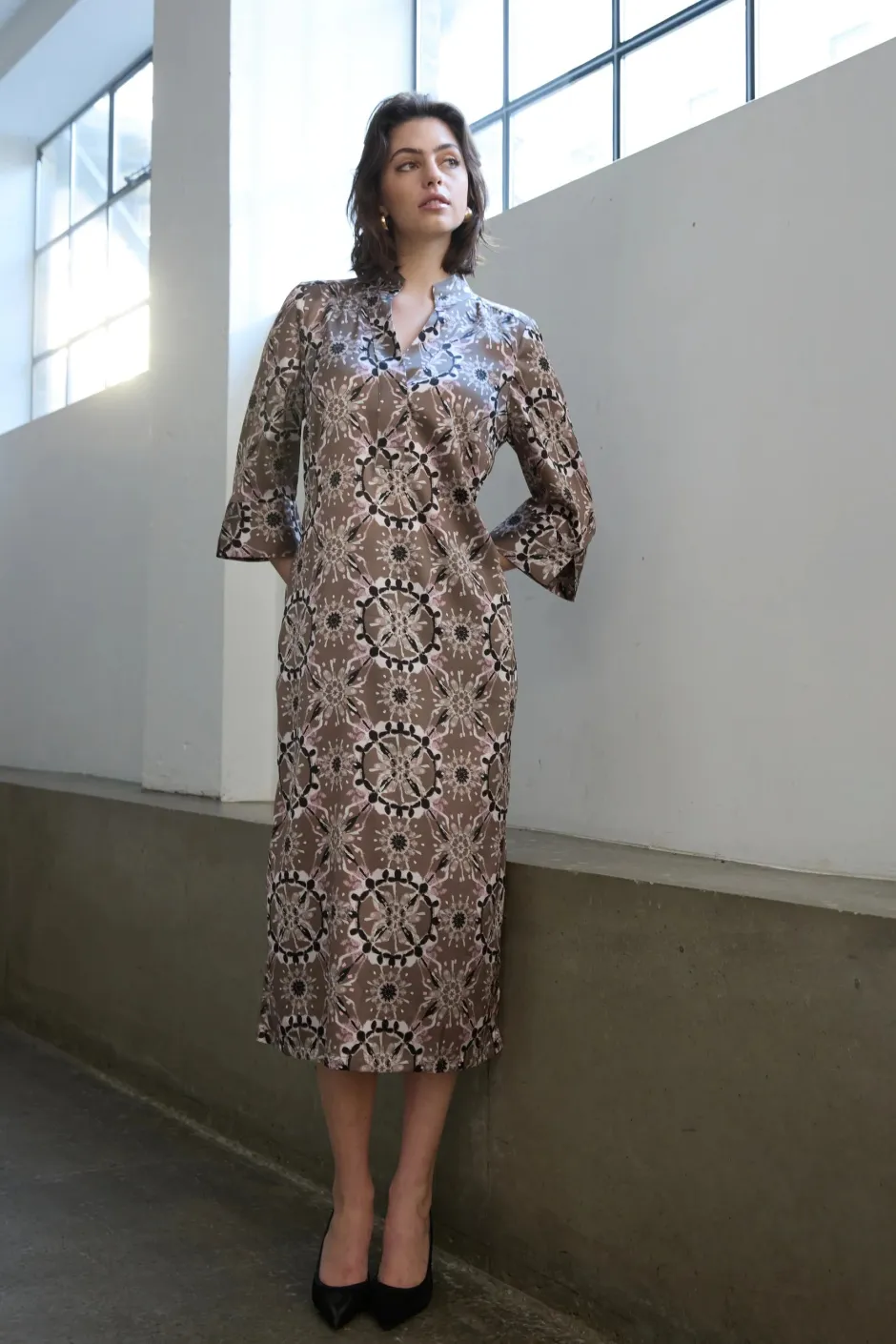 naisten mekko, SILKY SIMBIA DRESS Ruskea Kuosi>Philosophy Blues Original Sale