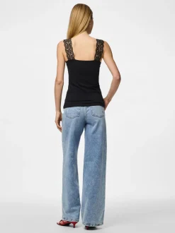 naisten toppi PCBARBERA LACE TOP JRS NOOS, musta>Pieces Discount