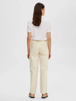 Naisten T-paita SLFESSENTIAL SS V-NECK TEE NOOS>Selected Femme Clearance